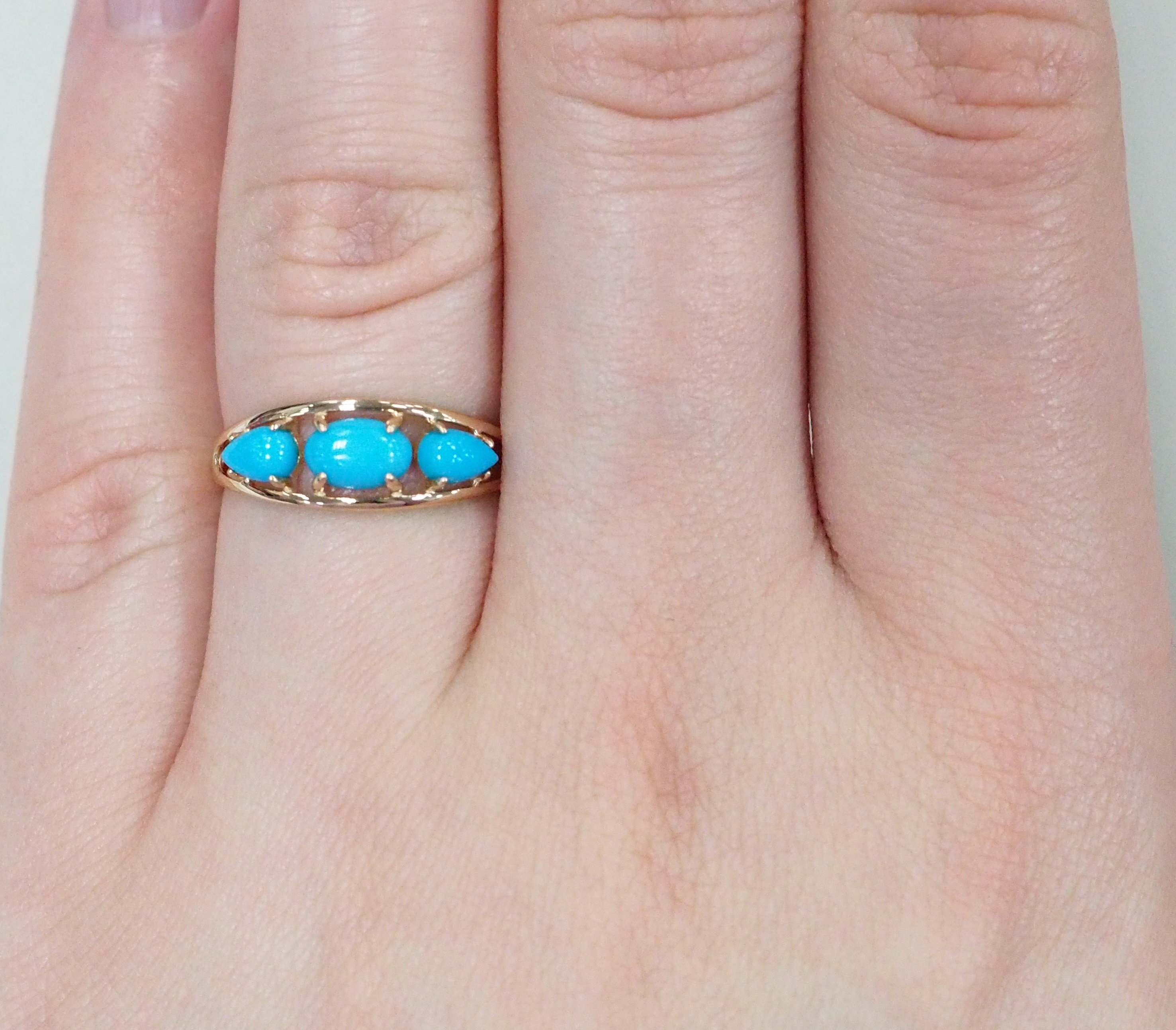 Кольцо из золота с бирюзой